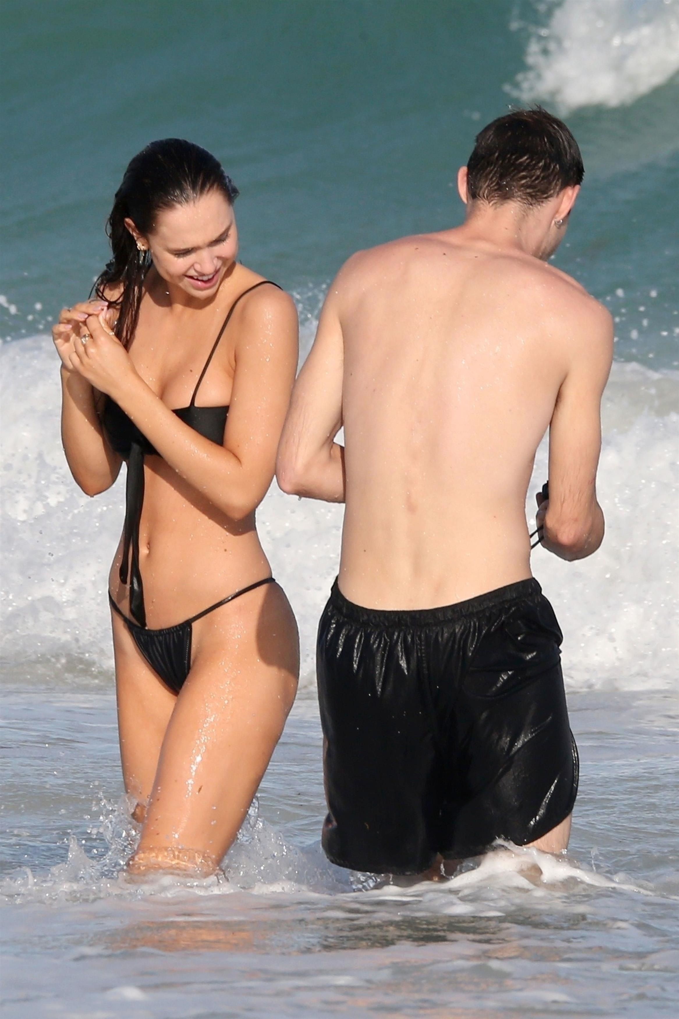 alexis ren sexy bikini ass 12