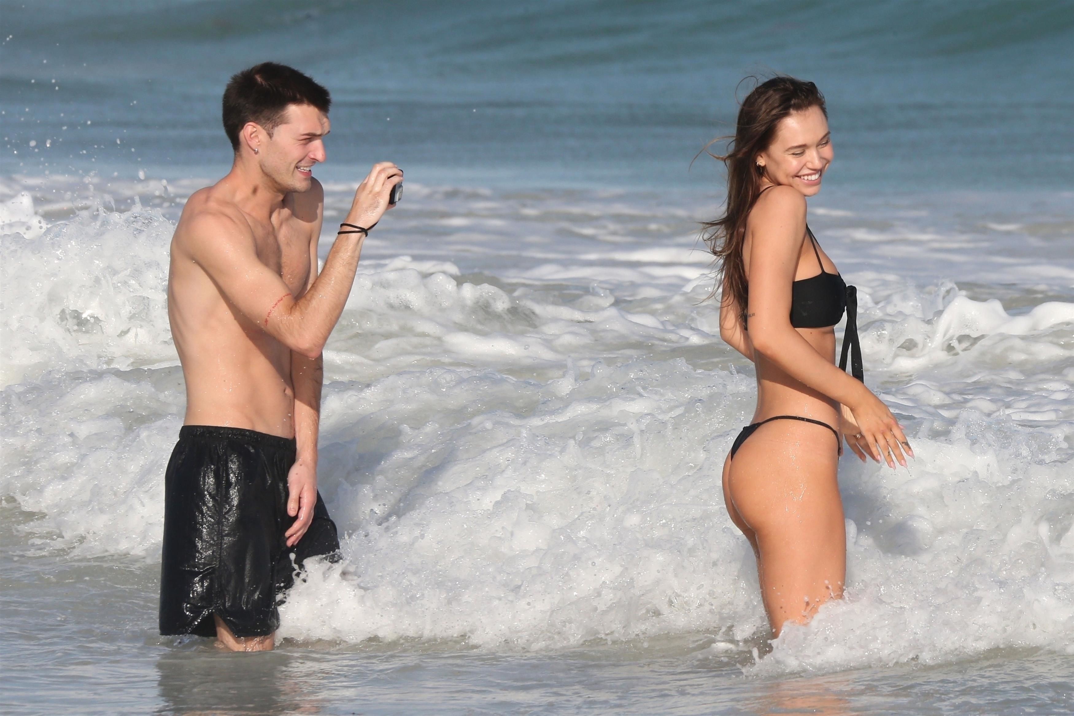 alexis ren sexy bikini ass 47