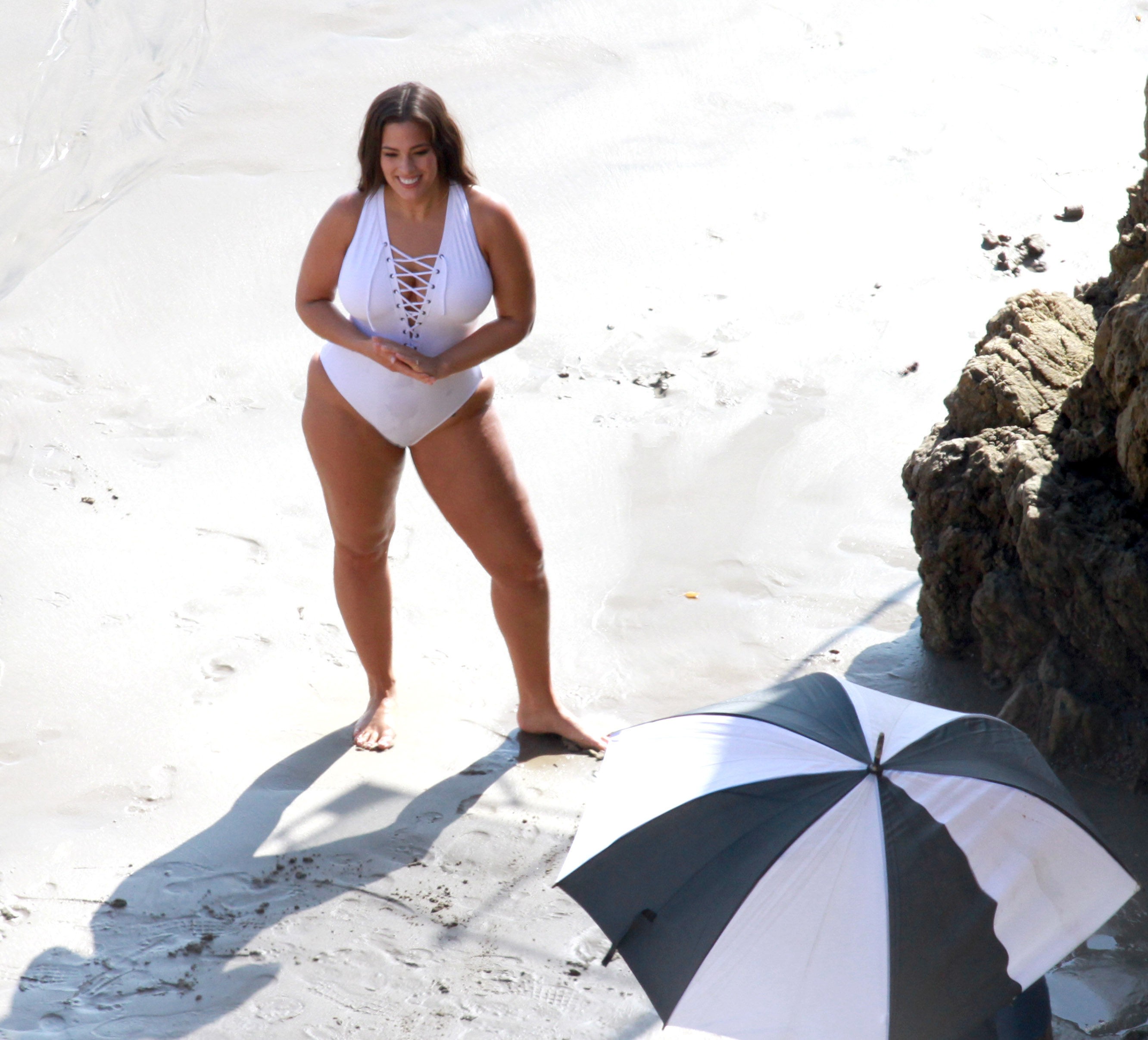 ashley graham sexy 40
