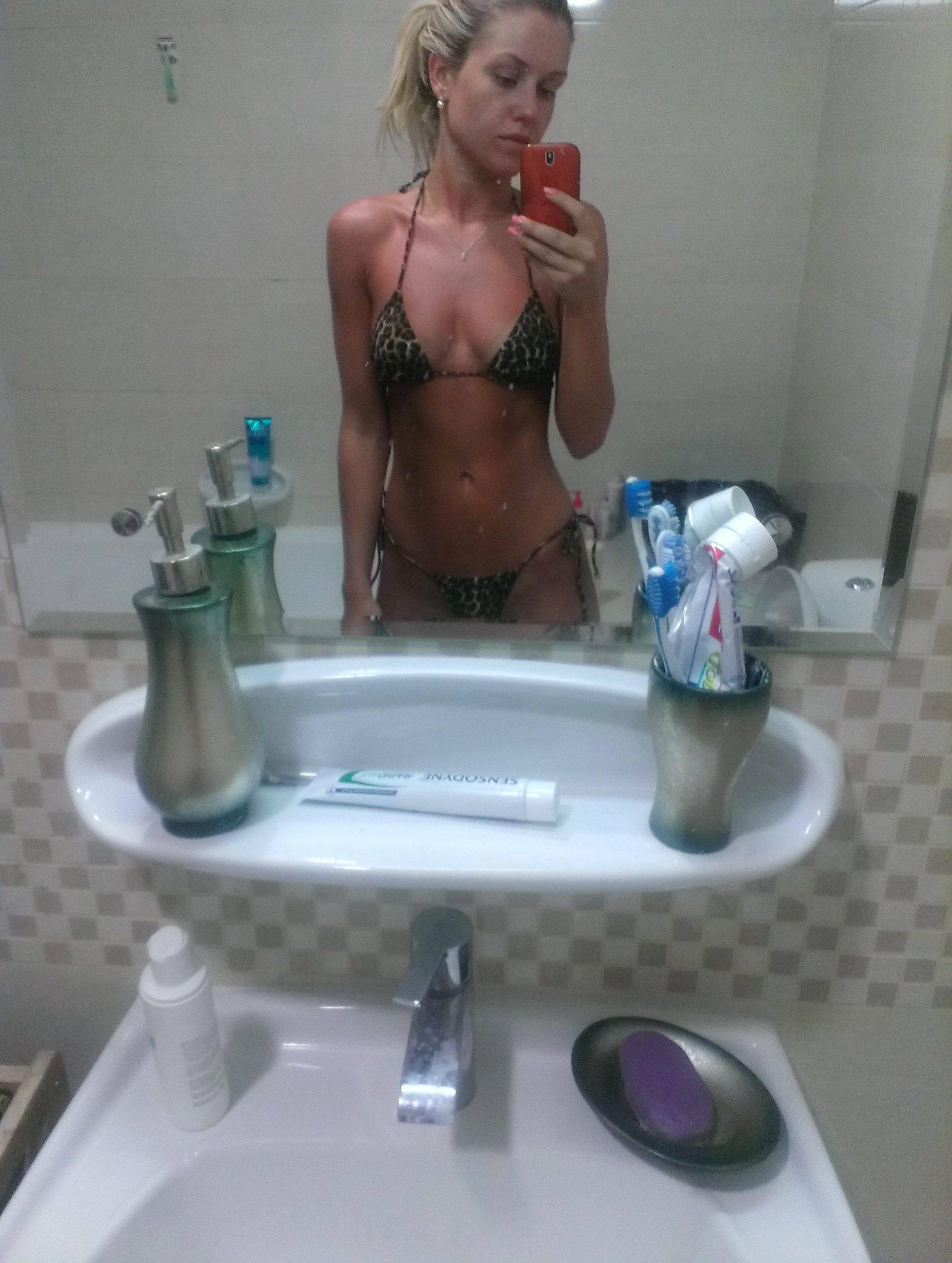 Eilidh-Scott-Nude-TheFappening-164