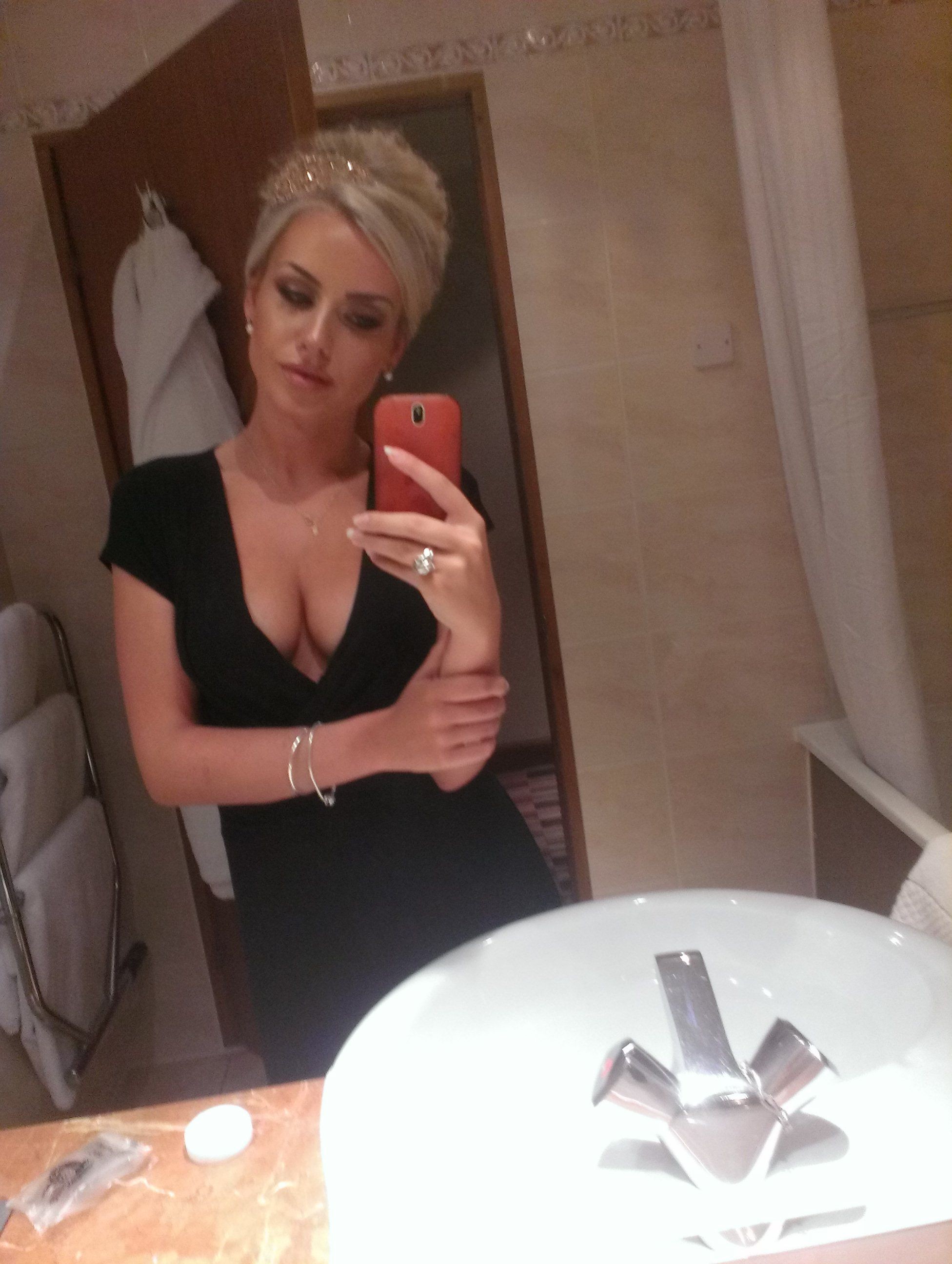 Eilidh-Scott-Nude-TheFappening-174