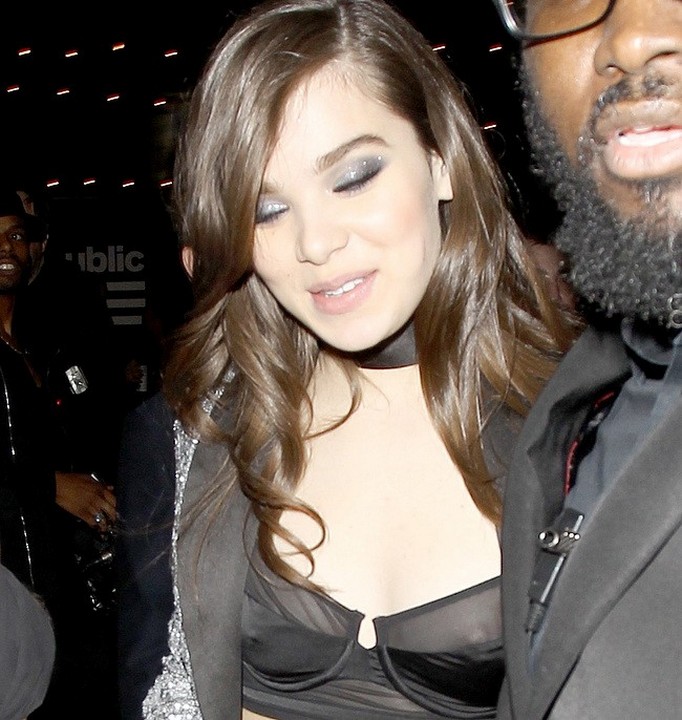 hailee steinfeld boobs thefappening cfd 14