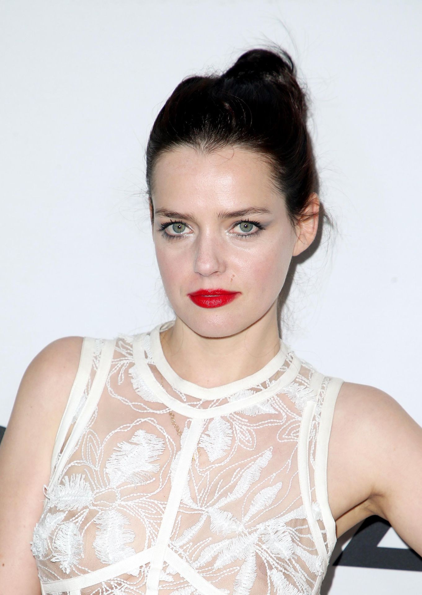 roxane mesquida naked tits public 19