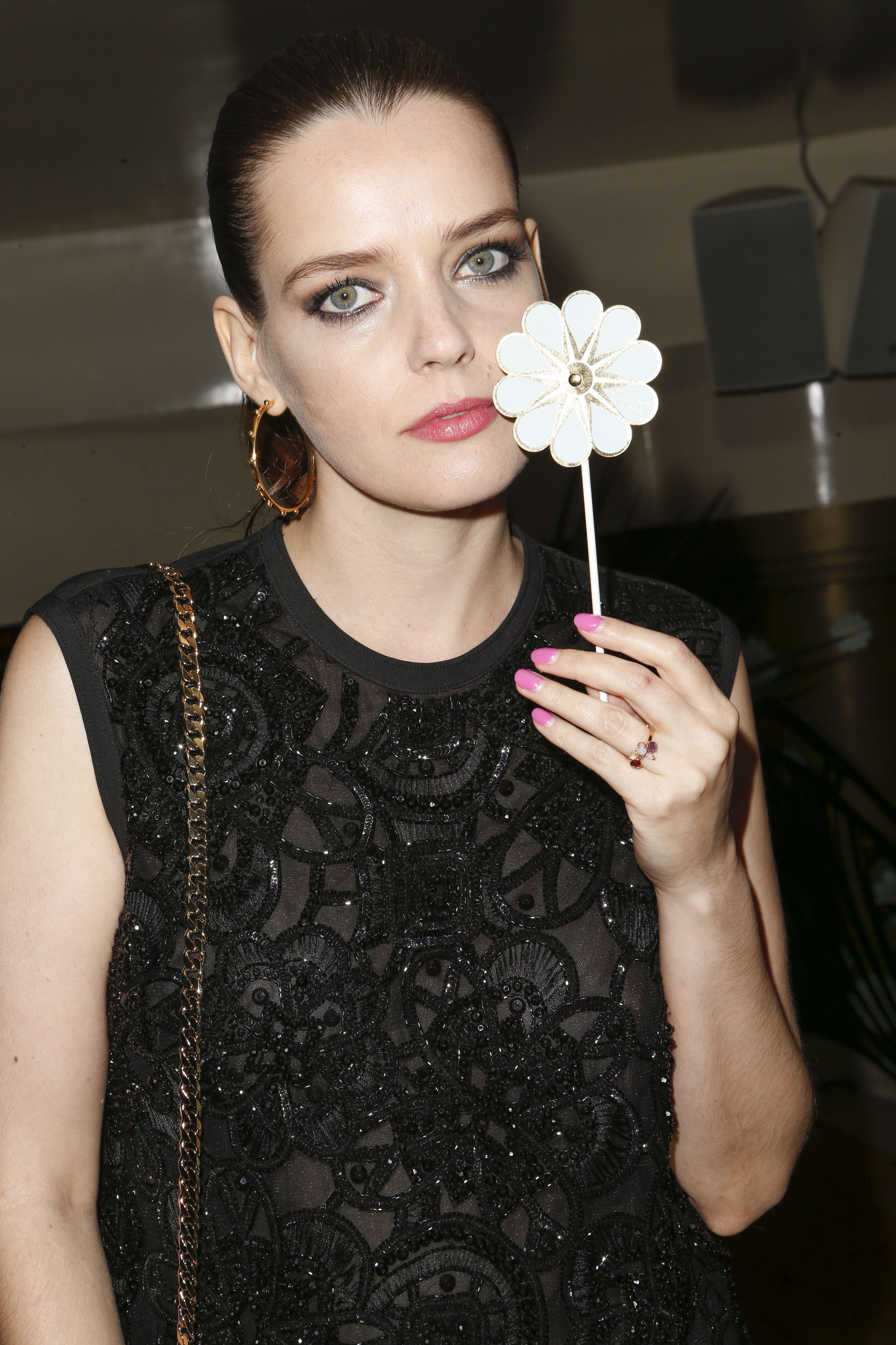 roxane mesquida naked tits public 25
